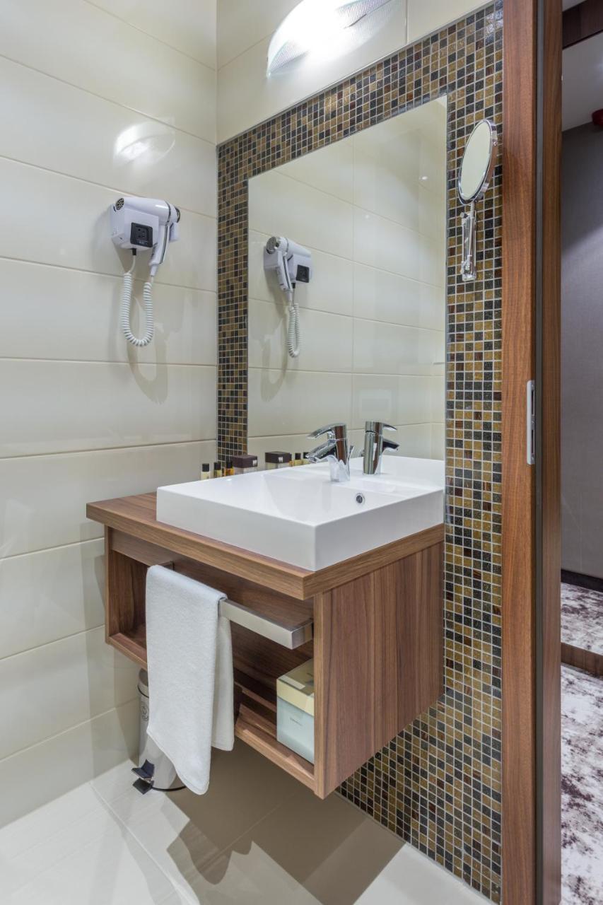 Outlet Hotel Polgar Экстерьер фото