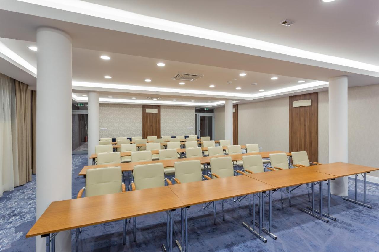 Outlet Hotel Polgar Экстерьер фото